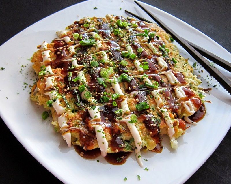 japanese-cabbage-pancake-okonomiyaki.jpg